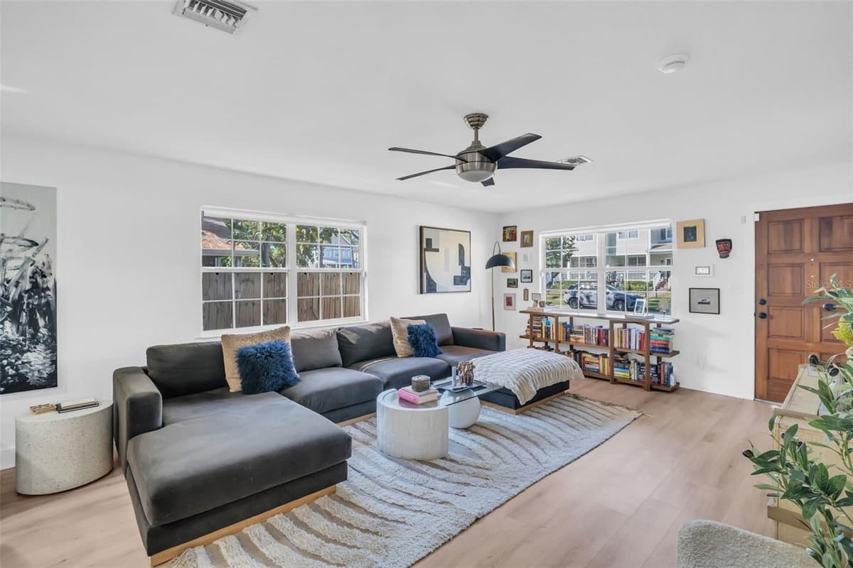 218 49TH AVENUE — photo 9 of 40
