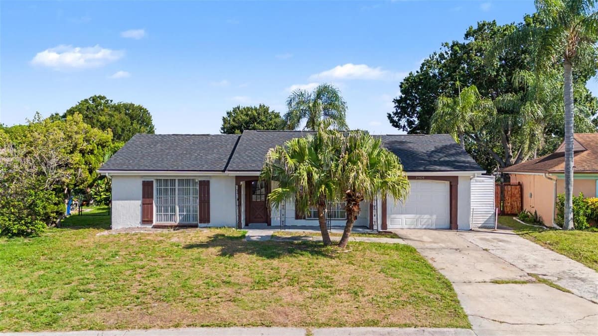 3909 SAIL DRIVE — photo 37 of 40