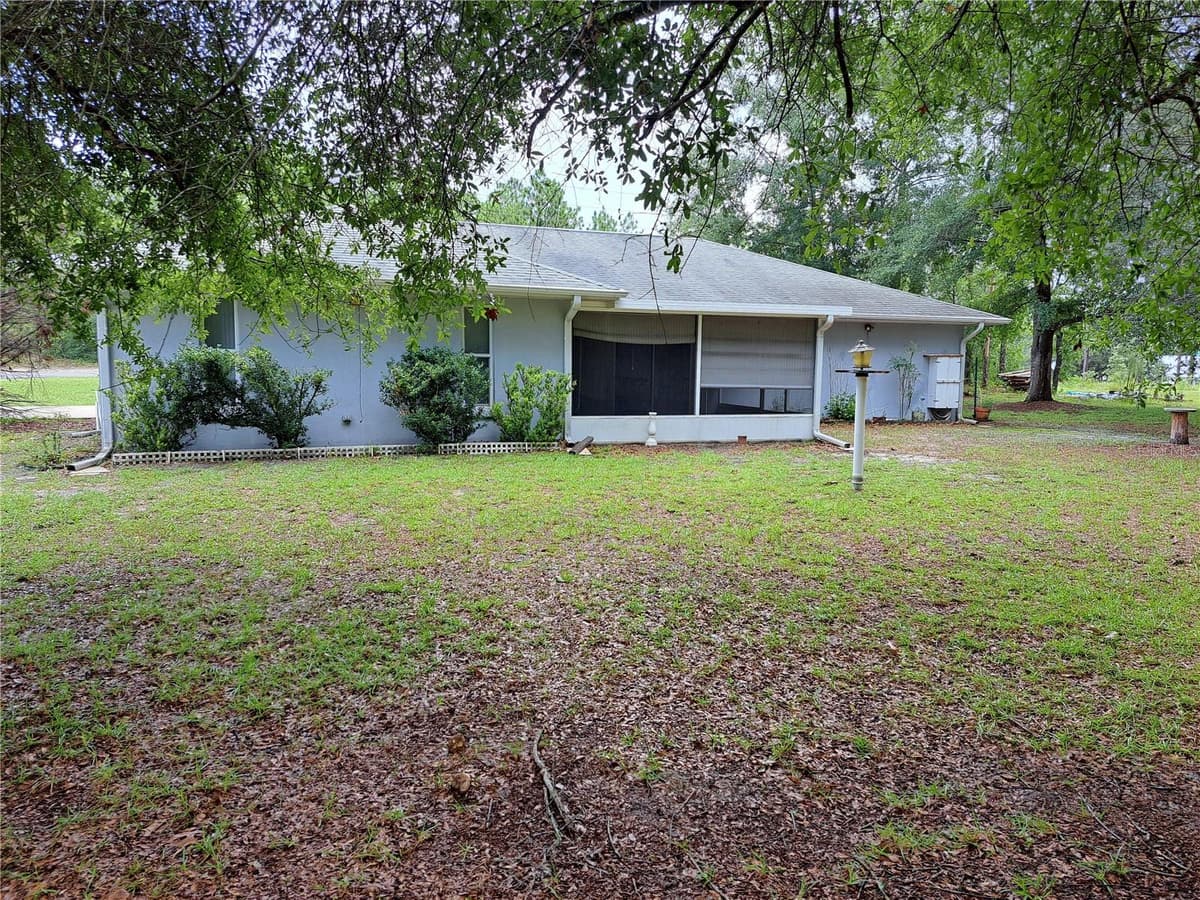 2692 HAMLET PLACE — photo 4 of 27