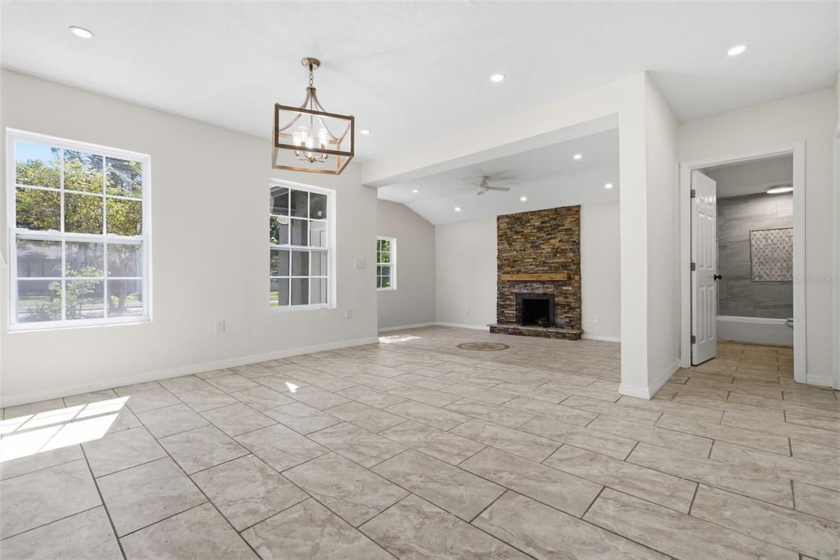 1201 LINCOLN AVENUE — photo 11 of 31