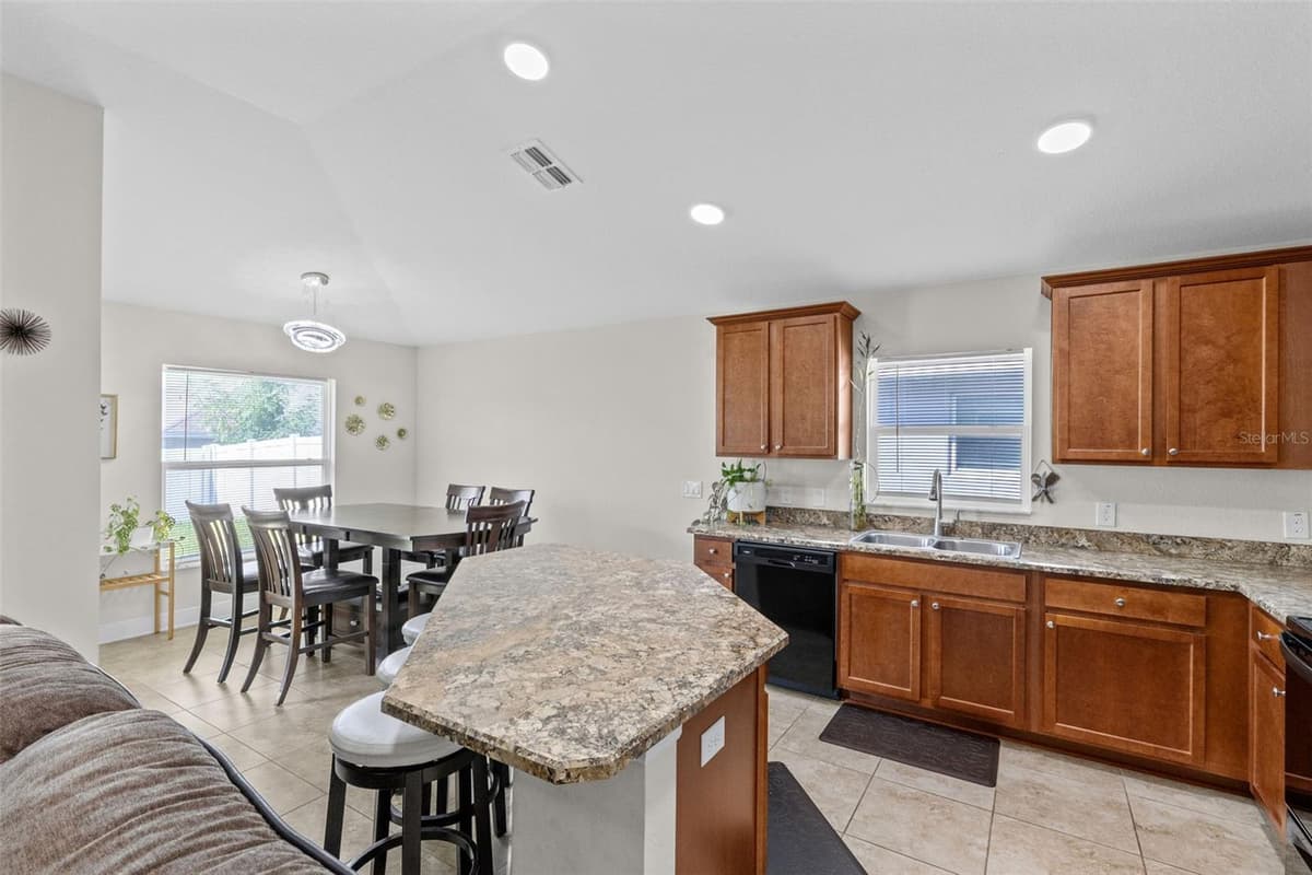 399 BUCHANNAN DRIVE — photo 10 of 25