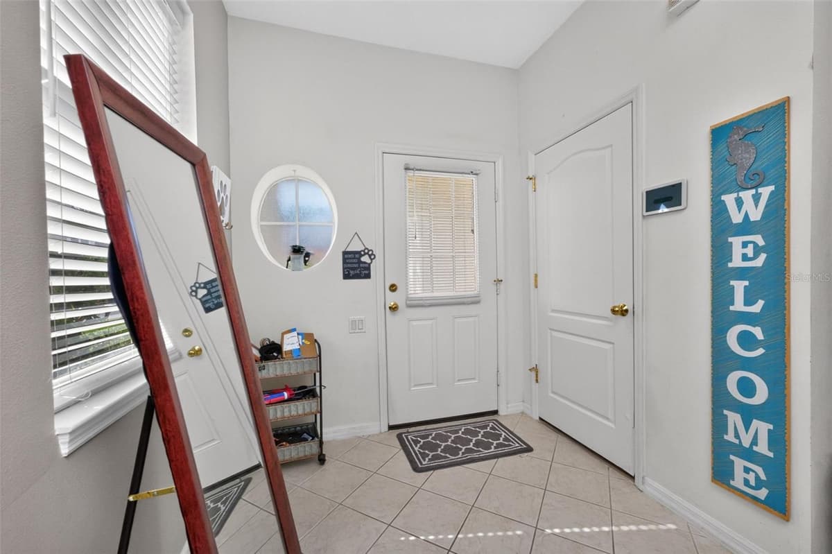 1158 JONAH DR — photo 4 of 53