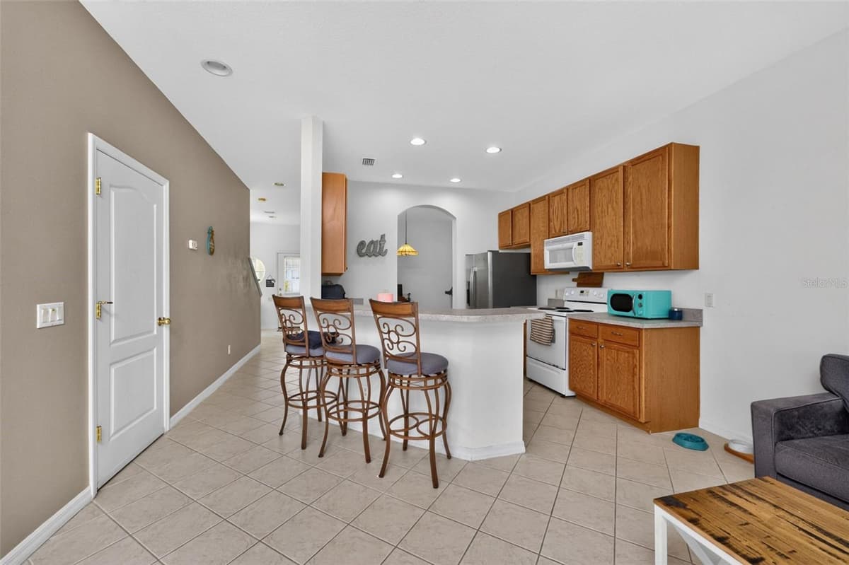 1158 JONAH DR — photo 9 of 53