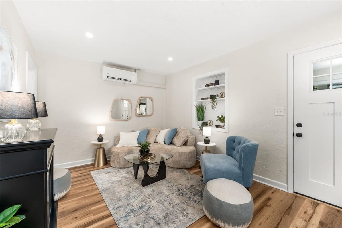 807 24TH AVENUE — photo 3 of 31