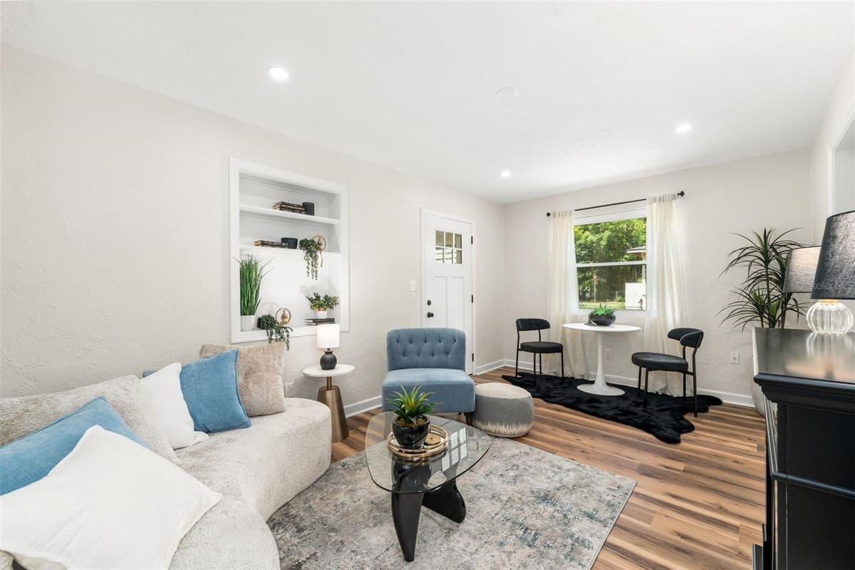 807 24TH AVENUE — photo 4 of 31