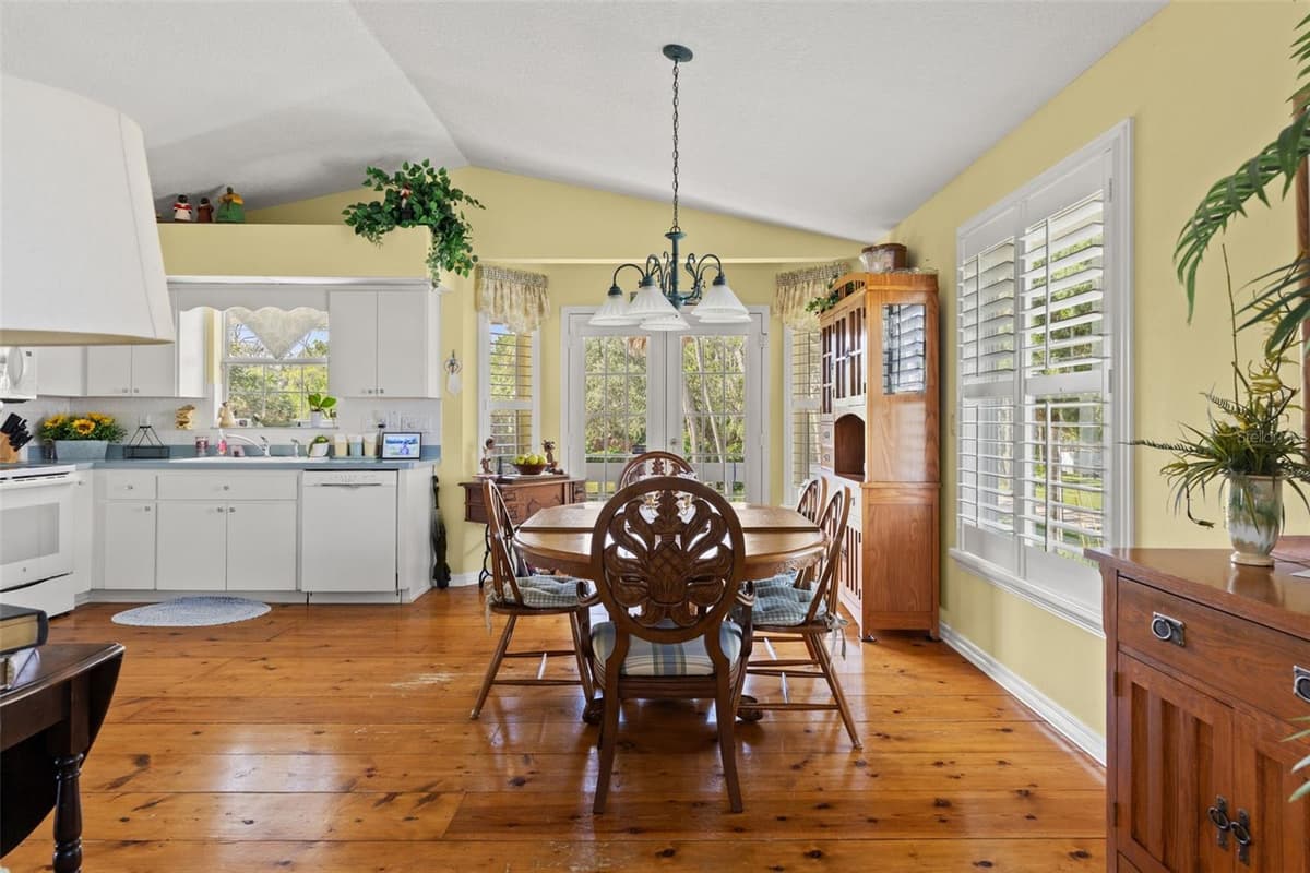 5350 FELKER DRIVE — photo 19 of 42