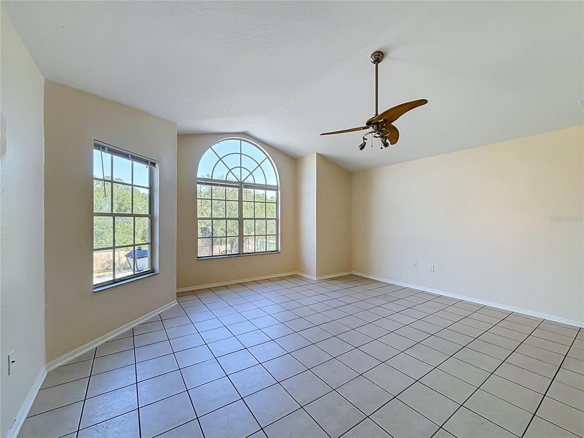 2332 PRIME CIRCLE — photo 5 of 23