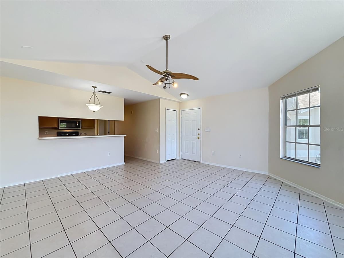 2332 PRIME CIRCLE — photo 7 of 23