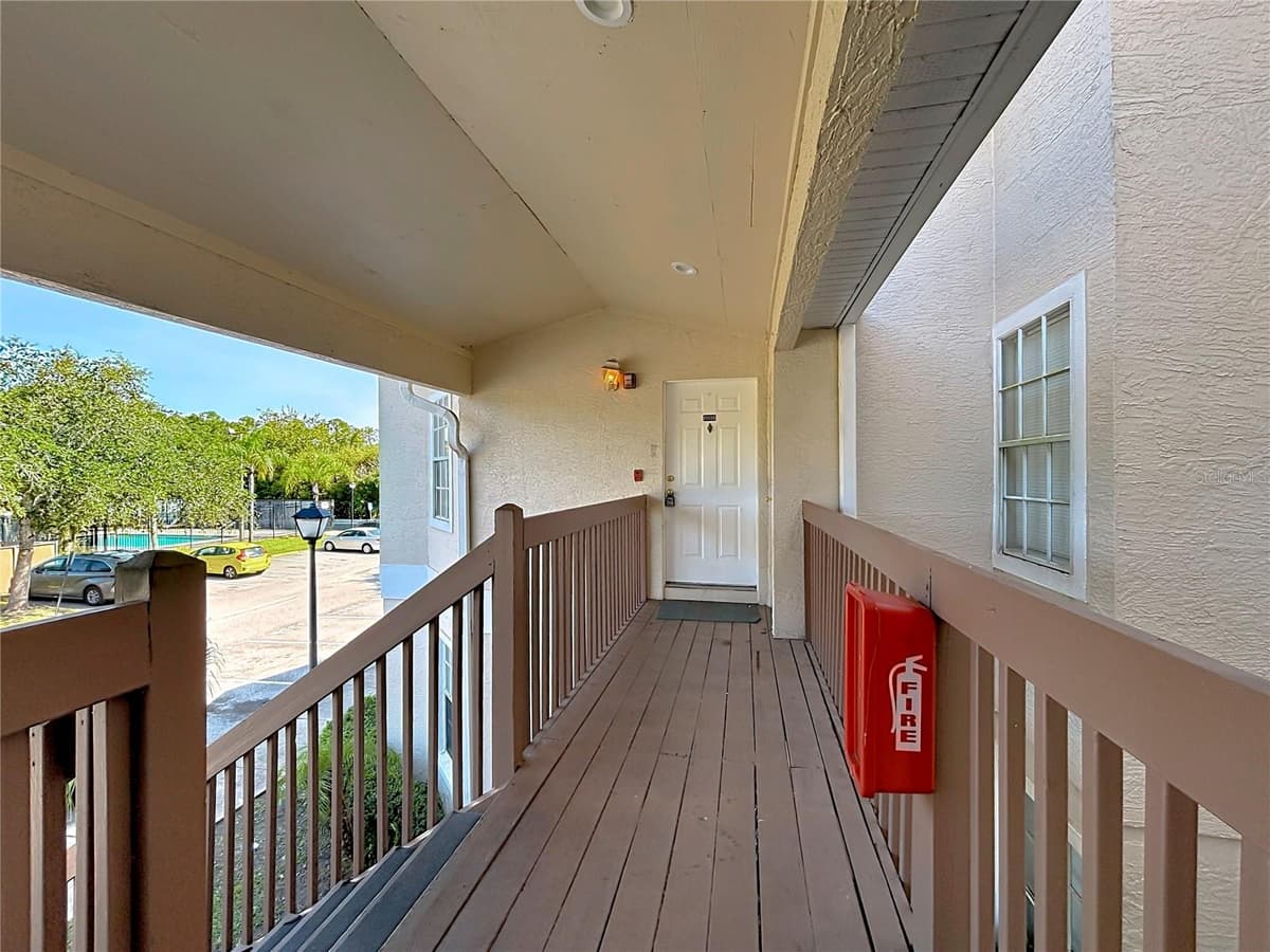 2332 PRIME CIRCLE — photo 4 of 23