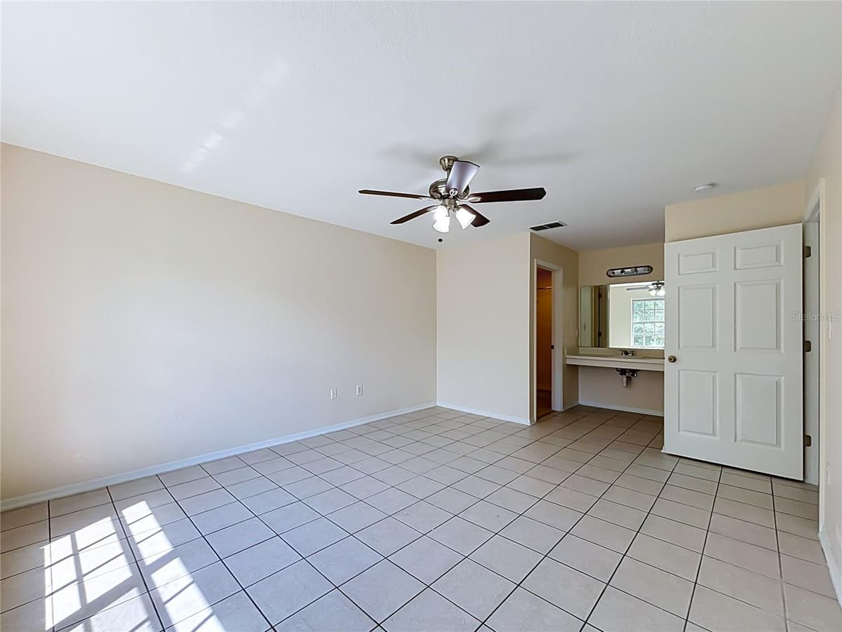 2332 PRIME CIRCLE — photo 19 of 23