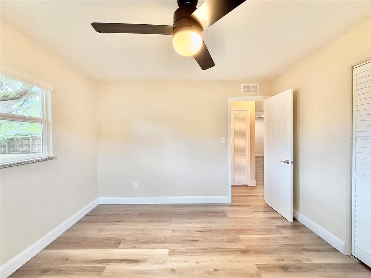1837 PASADENA DRIVE — photo 13 of 26