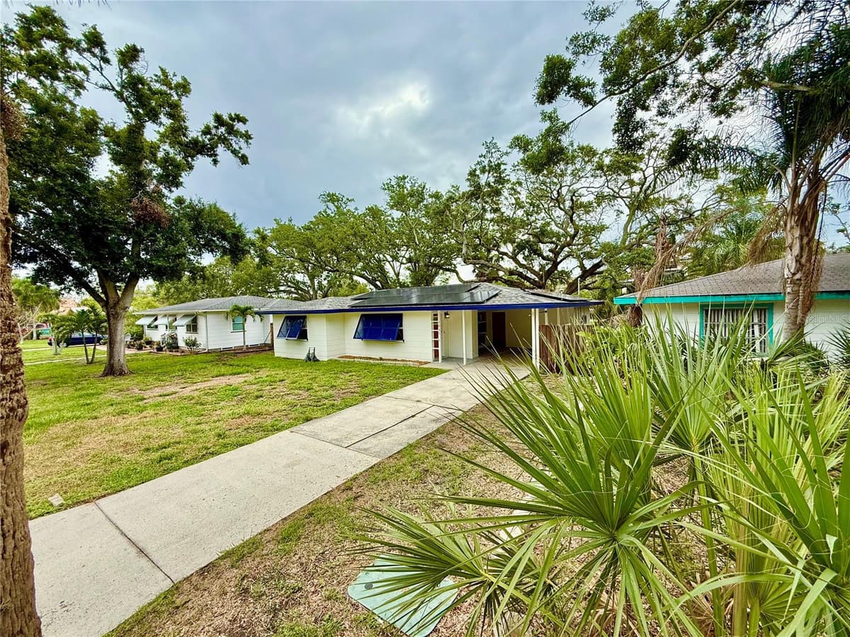 1837 PASADENA DRIVE — photo 2 of 26