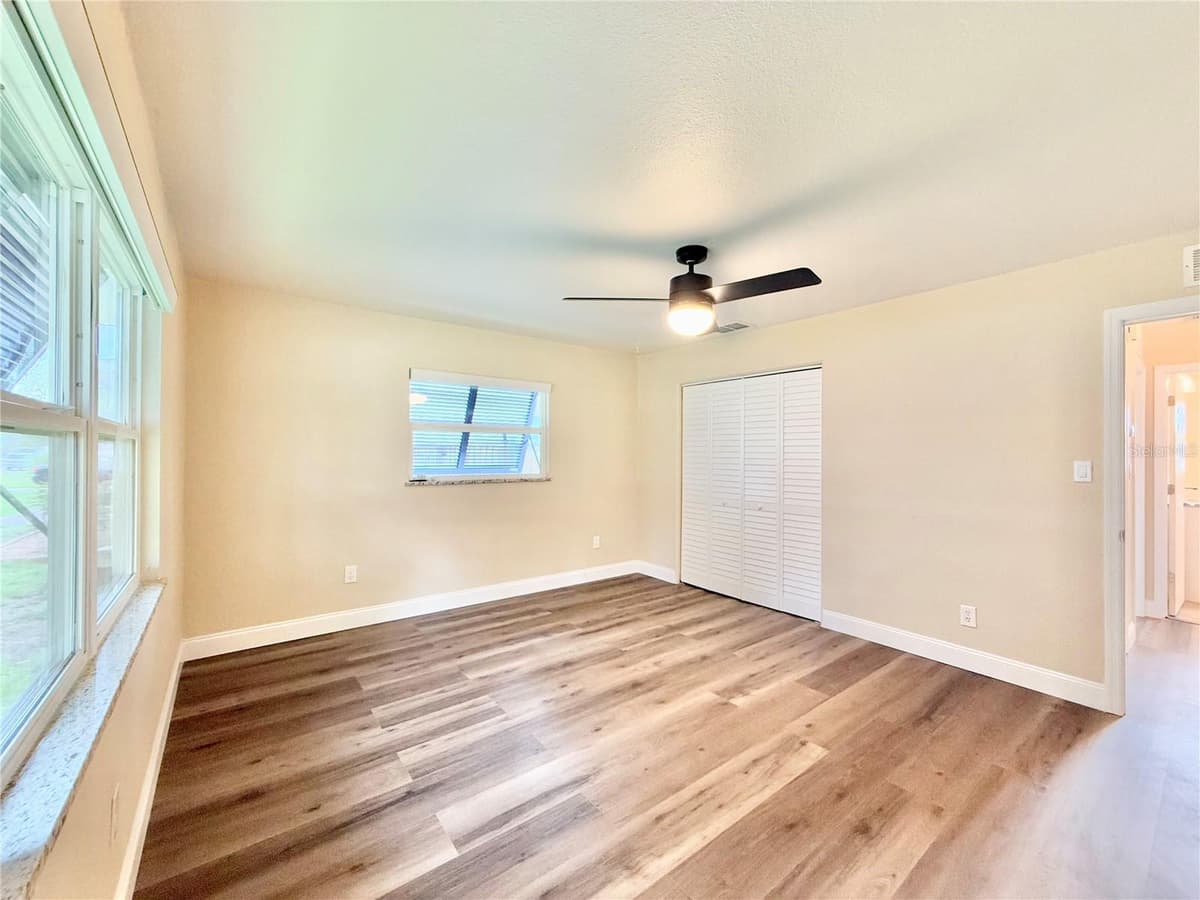 1837 PASADENA DRIVE — photo 16 of 26