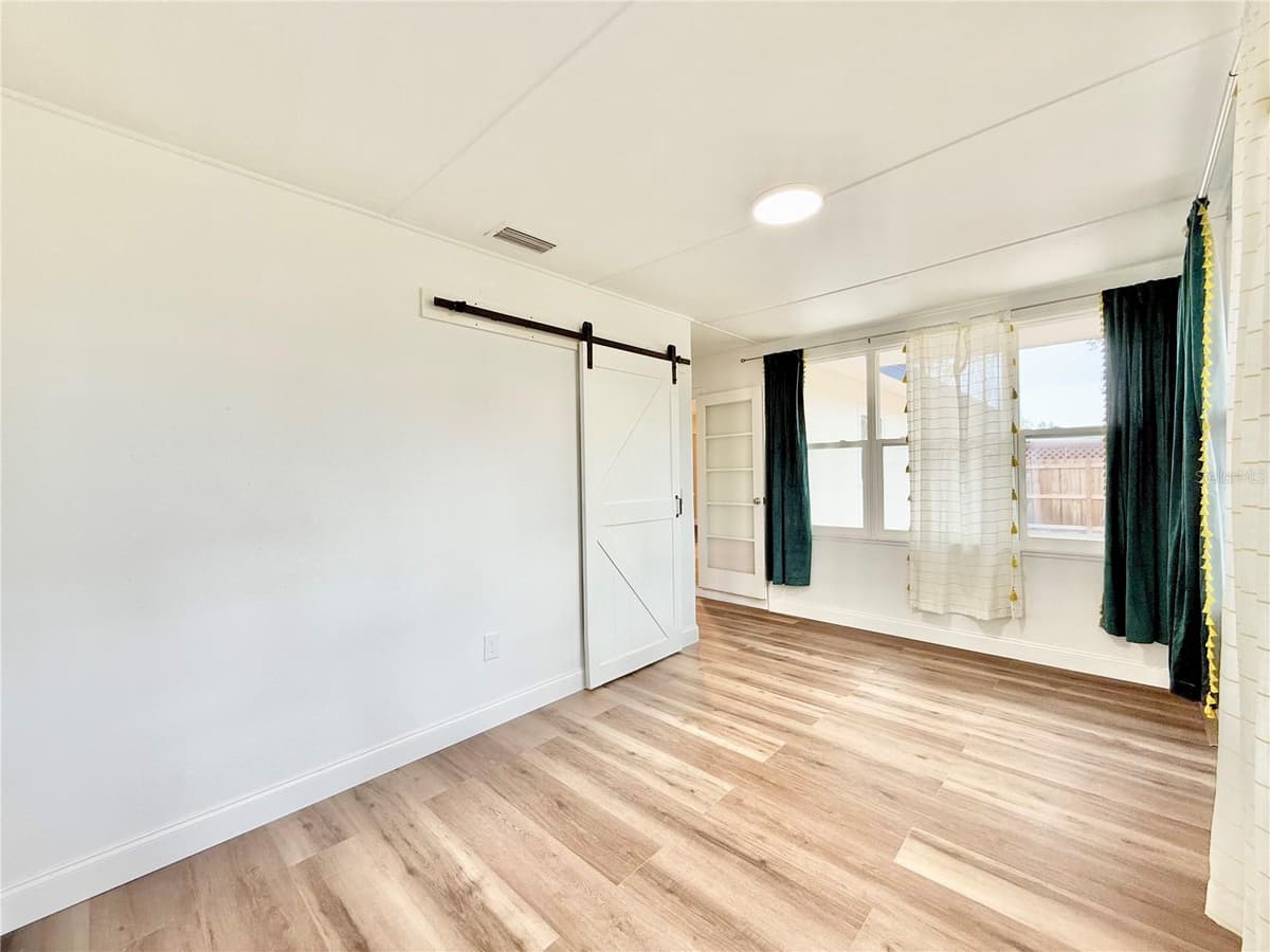 1837 PASADENA DRIVE — photo 14 of 26