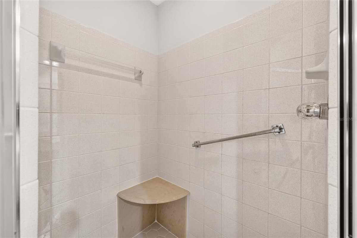 9114 94TH COURT — photo 40 of 51