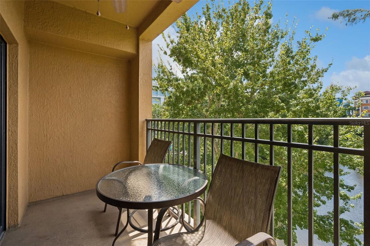 12521 FLORIDAYS RESORT DRIVE — photo 28 of 74