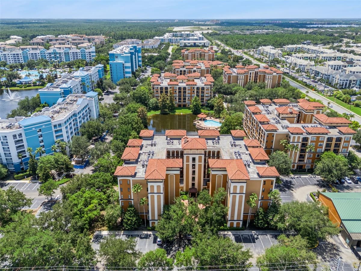 12521 FLORIDAYS RESORT DRIVE — photo 30 of 74