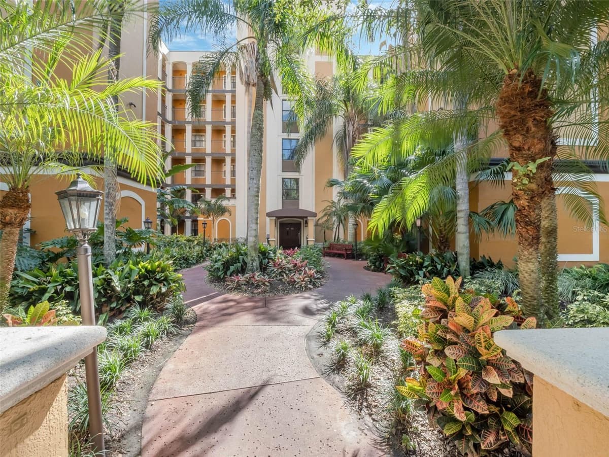 12521 FLORIDAYS RESORT DRIVE — photo 65 of 74