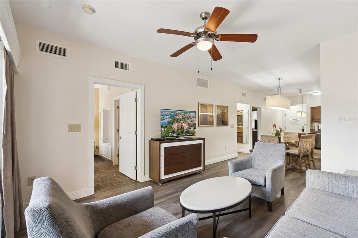12521 FLORIDAYS RESORT DRIVE — photo 9 of 74