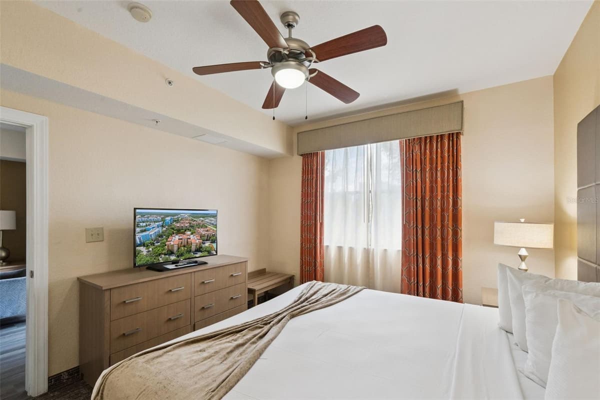 12521 FLORIDAYS RESORT DRIVE — photo 18 of 74