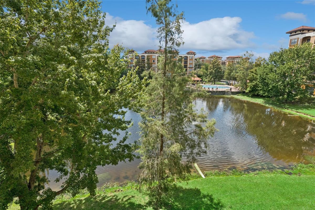 12521 FLORIDAYS RESORT DRIVE — photo 29 of 74