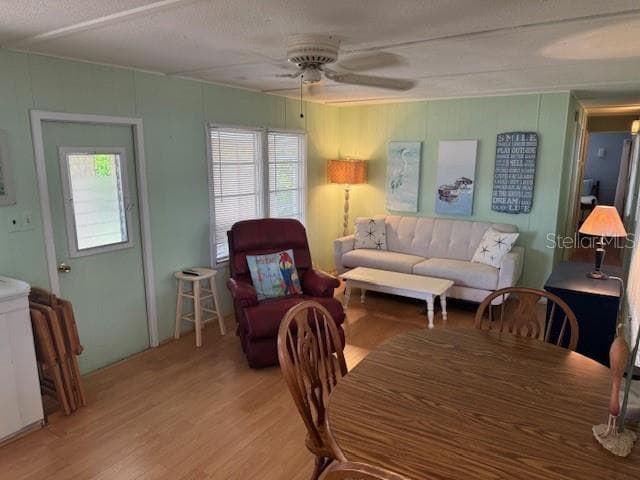 251 SOUTHWINDS DRIVE — photo 15 of 47