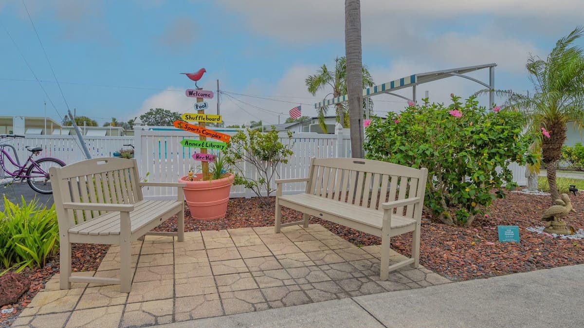 251 SOUTHWINDS DRIVE — photo 46 of 47