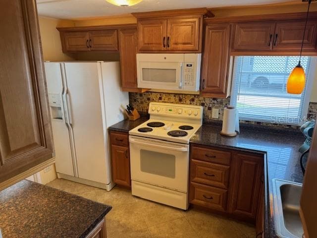 251 SOUTHWINDS DRIVE — photo 18 of 47
