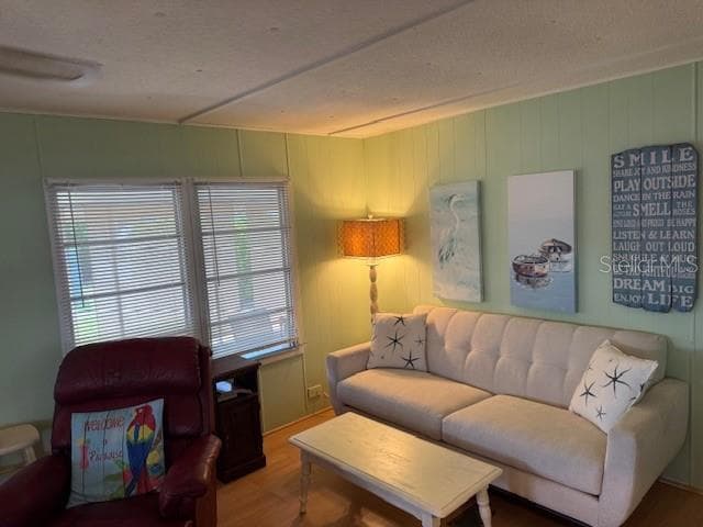 251 SOUTHWINDS DRIVE — photo 12 of 47
