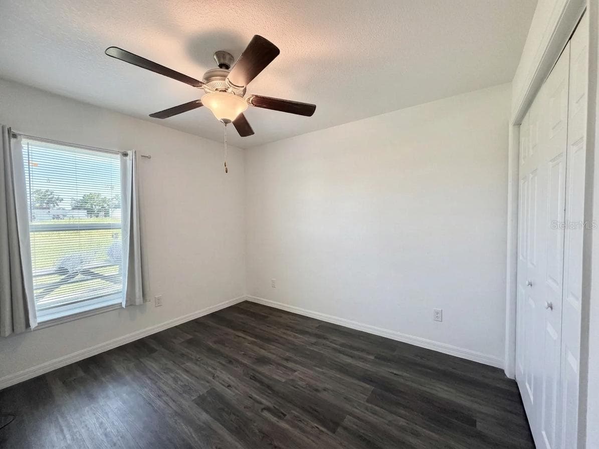 48 MAPLE DRIVE — photo 11 of 17