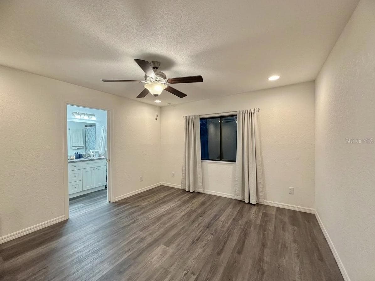 48 MAPLE DRIVE — photo 13 of 17