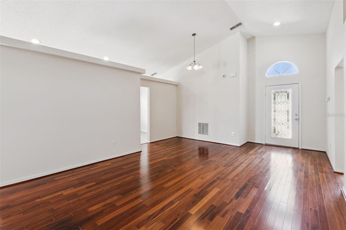 617 RESTON PLACE — photo 5 of 31