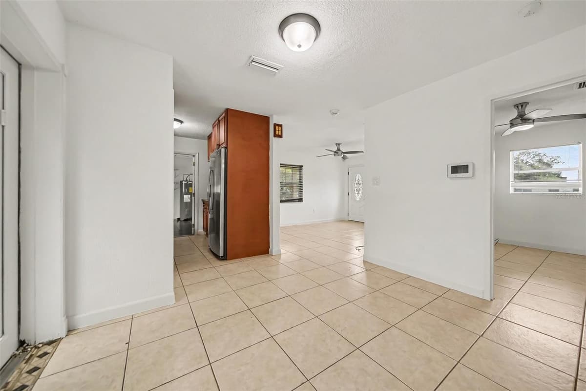 5818 FLORI LANE — photo 9 of 23