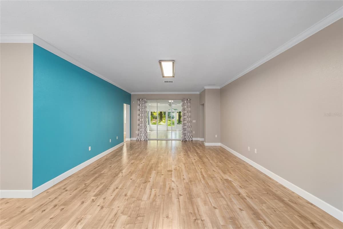 8298 79TH CIRCLE — photo 11 of 52