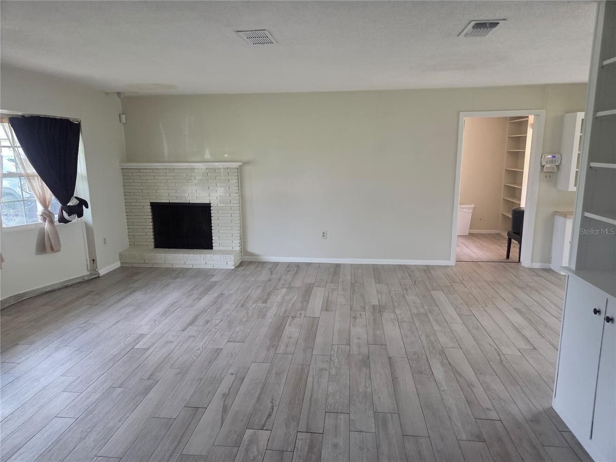 5903 RIVIERA DRIVE — photo 4 of 21