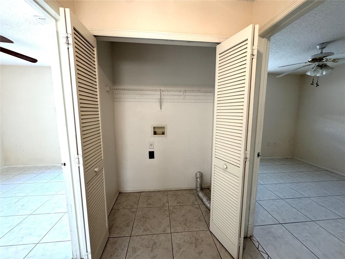 1309 TIMBERBEND CIRCLE — photo 16 of 18
