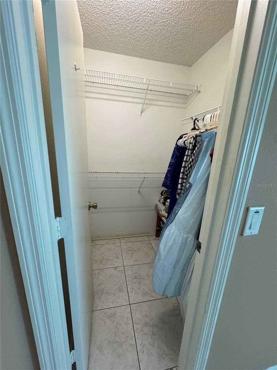 1309 TIMBERBEND CIRCLE — photo 7 of 18