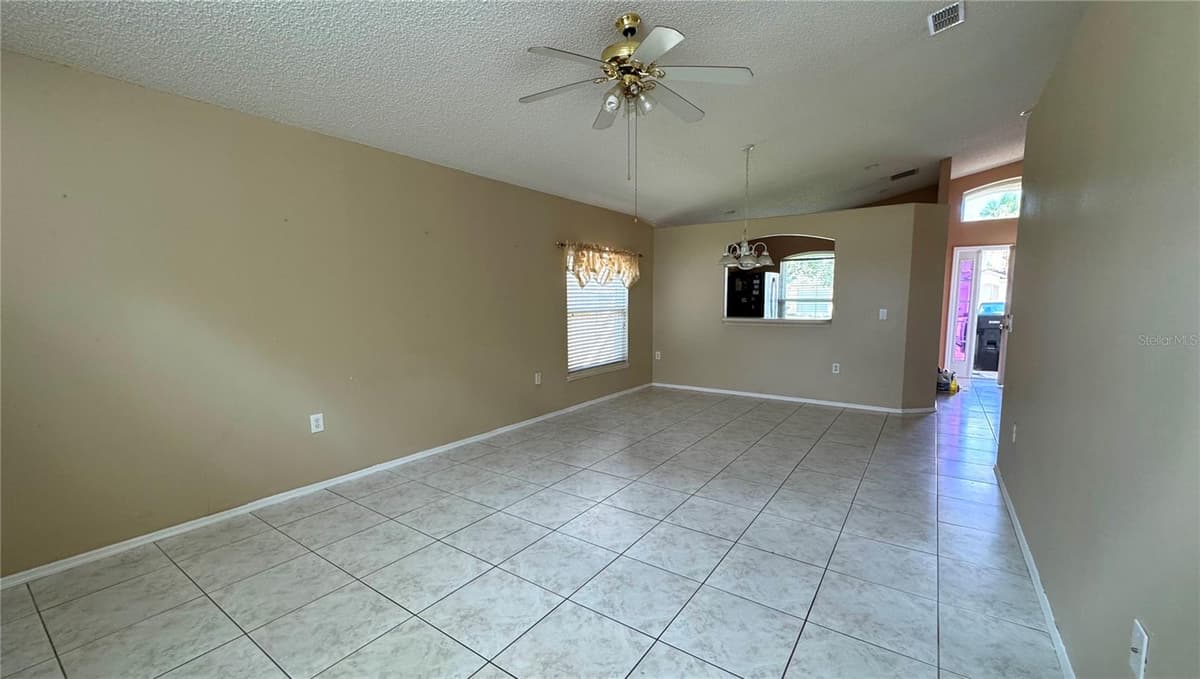 1309 TIMBERBEND CIRCLE — photo 5 of 18