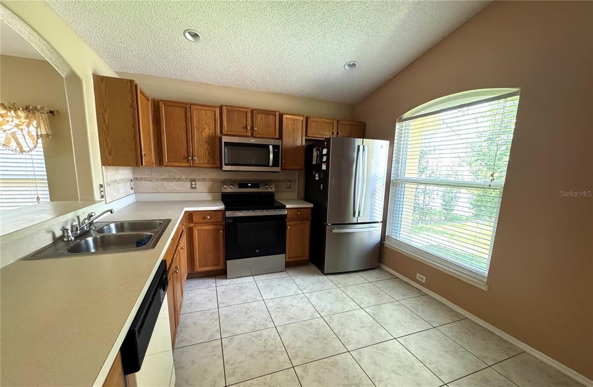 1309 TIMBERBEND CIRCLE — photo 3 of 18