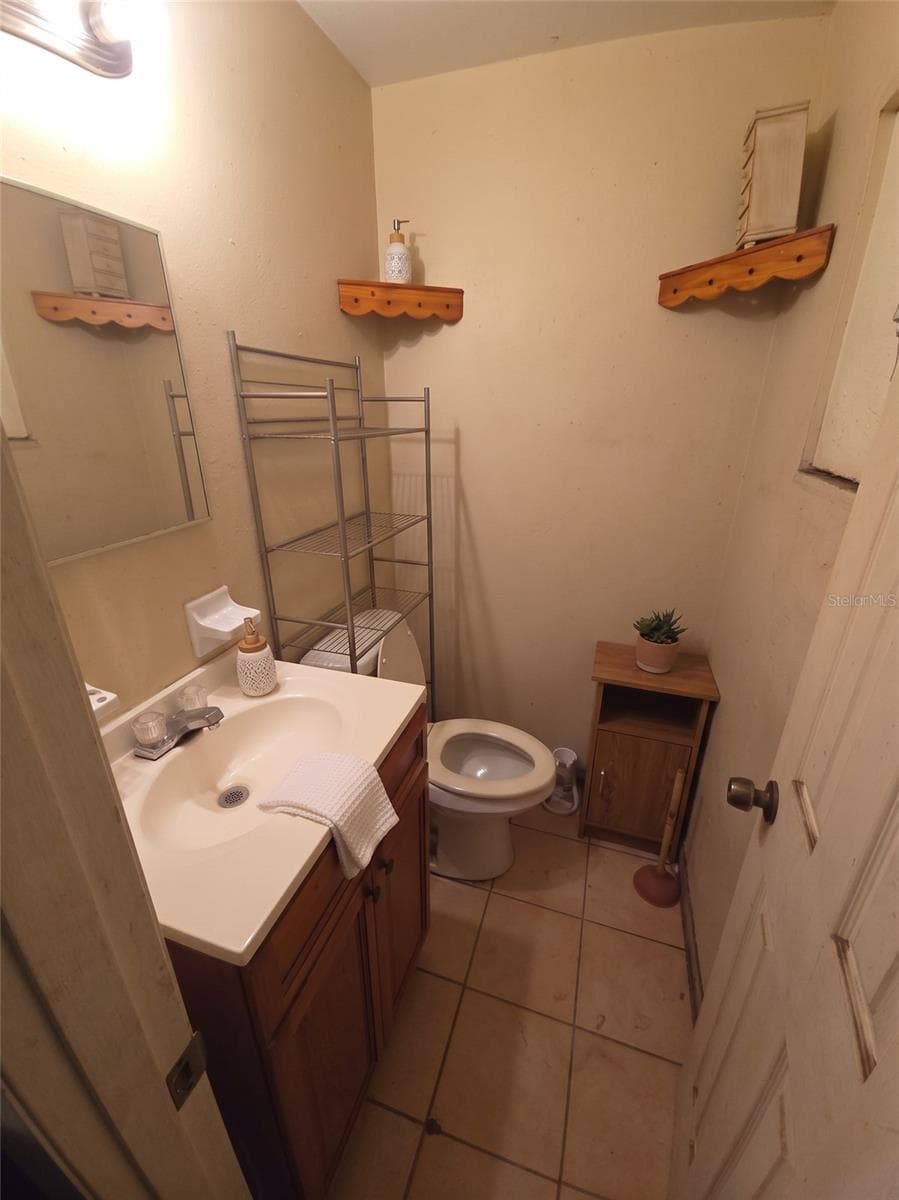 3539 COLLEEN DRIVE — photo 9 of 15