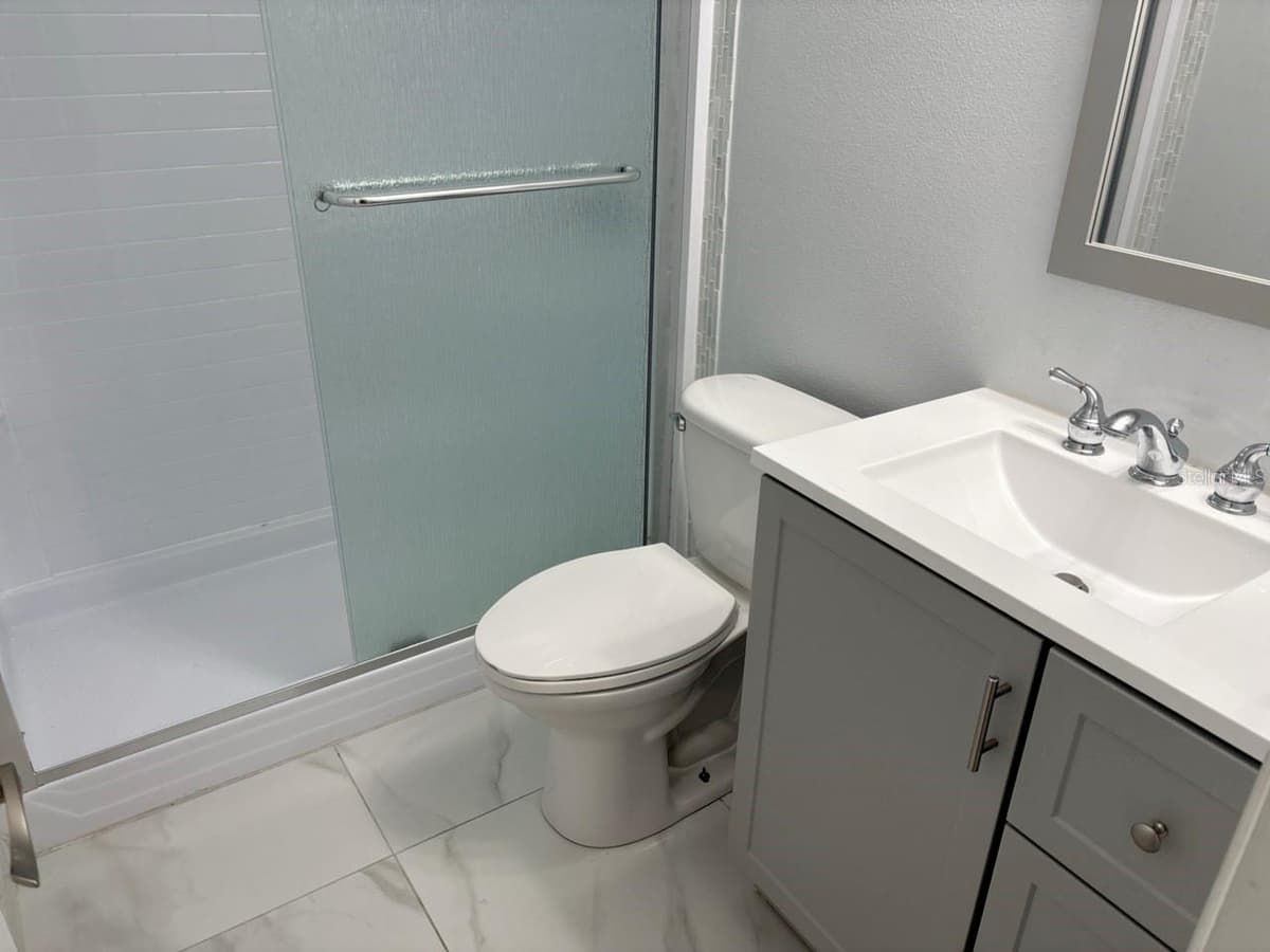 22201 OLEAN BOULEVARD — photo 12 of 18