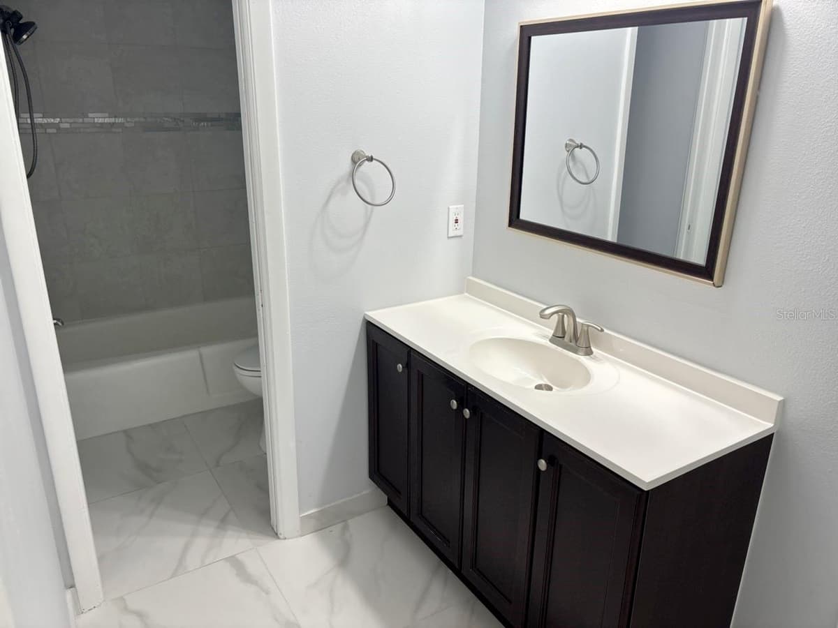 22201 OLEAN BOULEVARD — photo 16 of 18