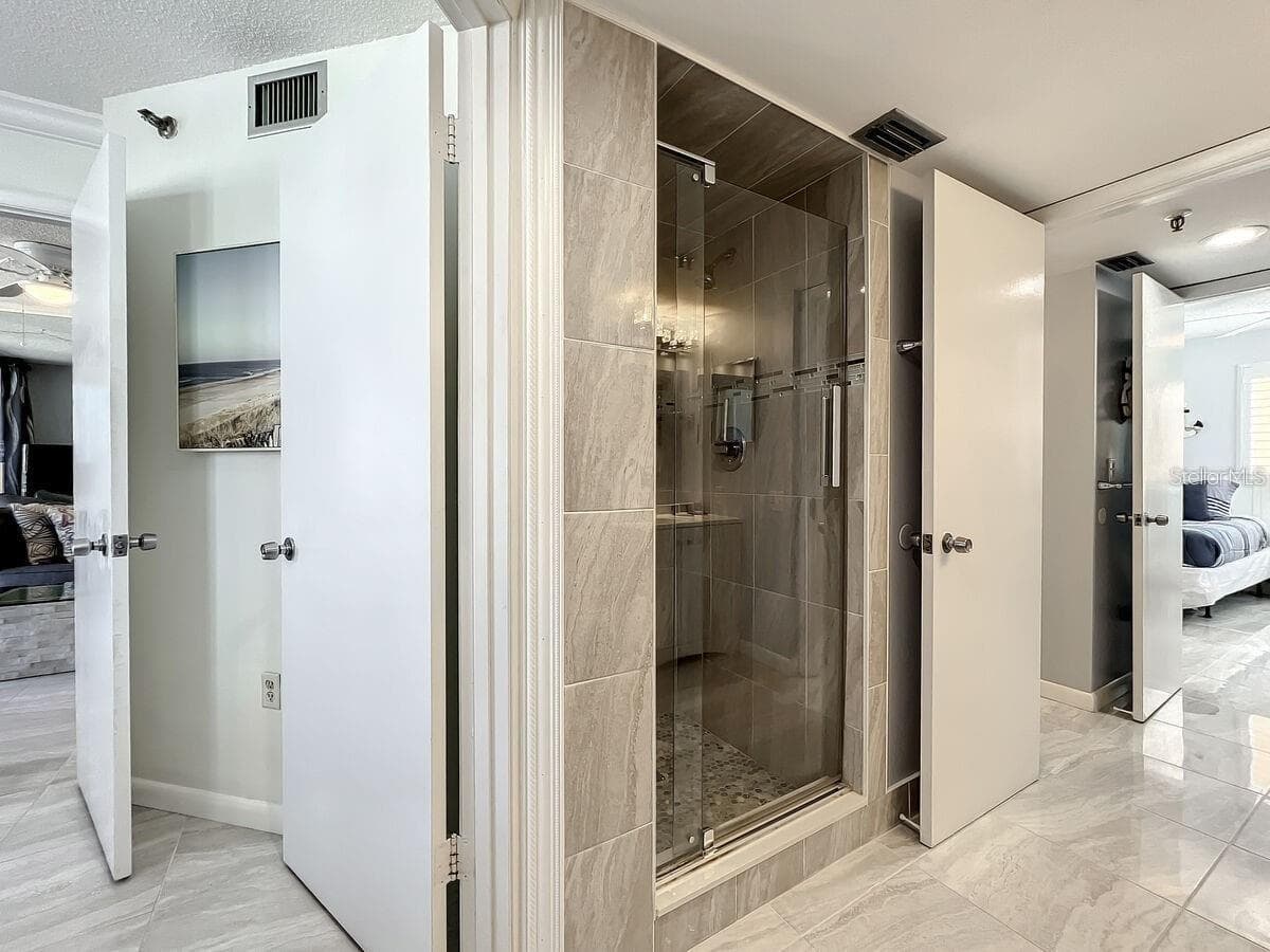 421 ATLANTIC AVENUE — photo 8 of 12