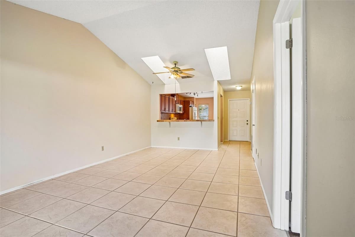170 HILL STREET — photo 7 of 28