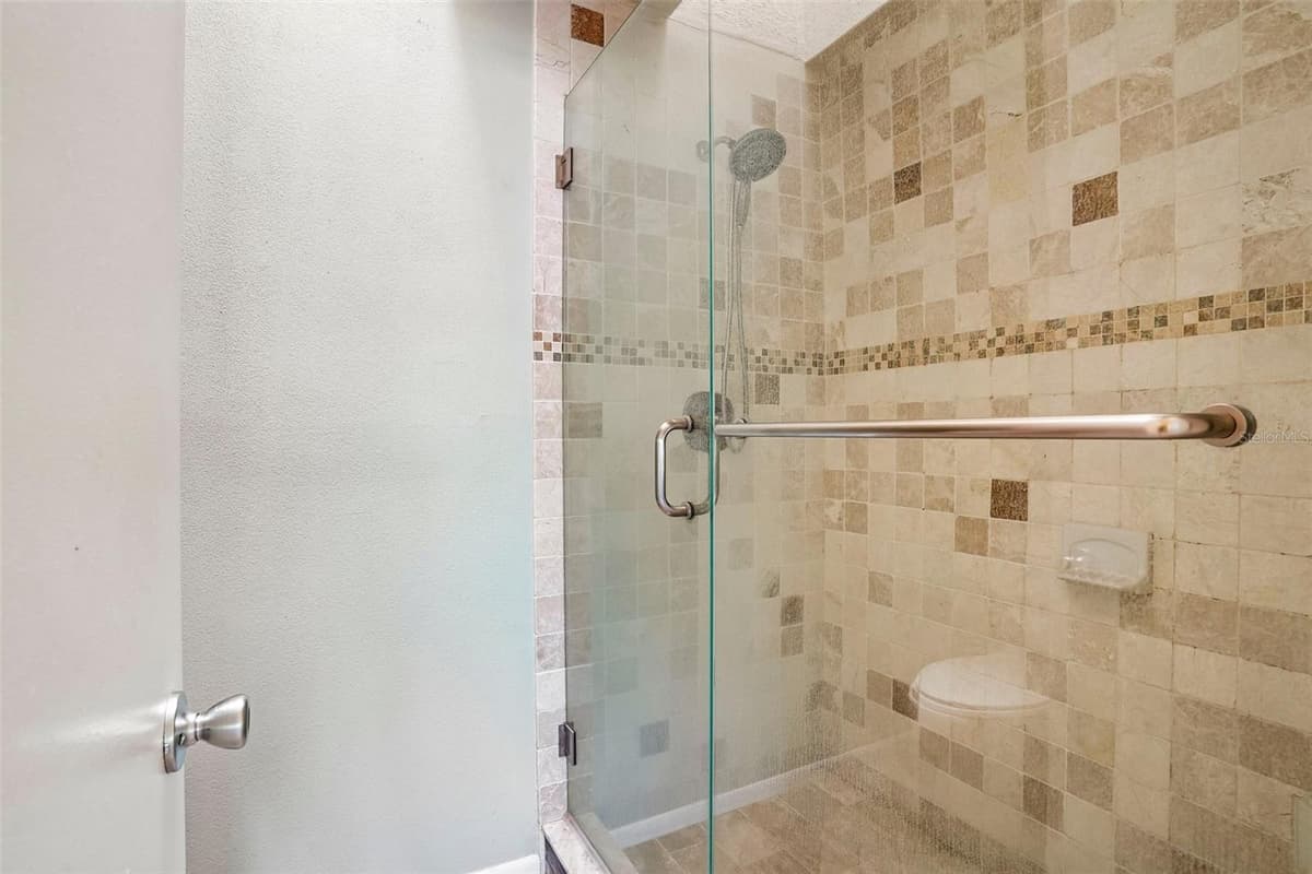 170 HILL STREET — photo 18 of 28
