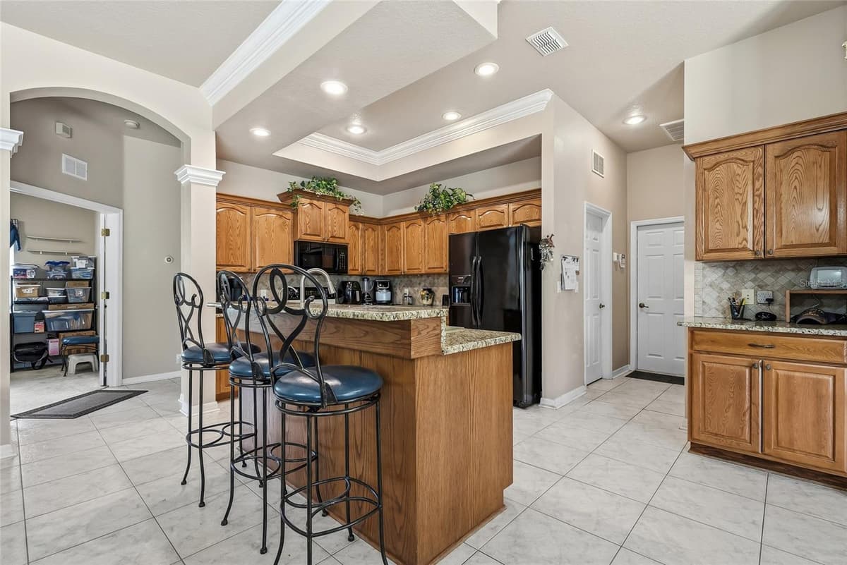 8206 NIGHTINGALE ROAD — photo 24 of 45