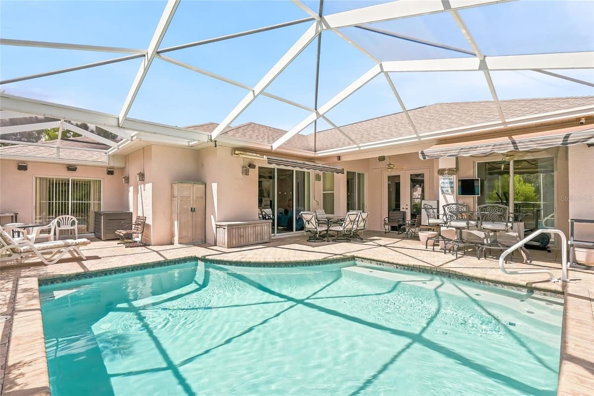 8206 NIGHTINGALE ROAD — photo 3 of 45