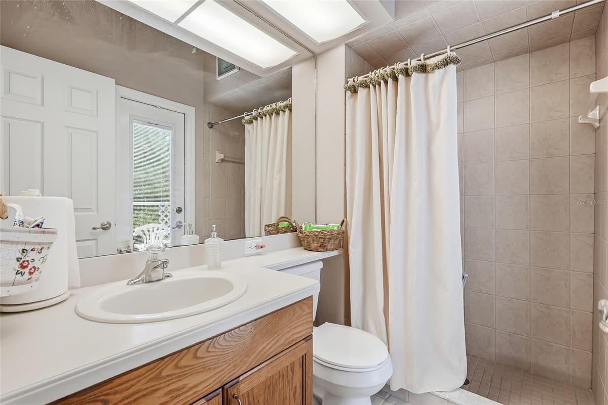 8206 NIGHTINGALE ROAD — photo 38 of 45