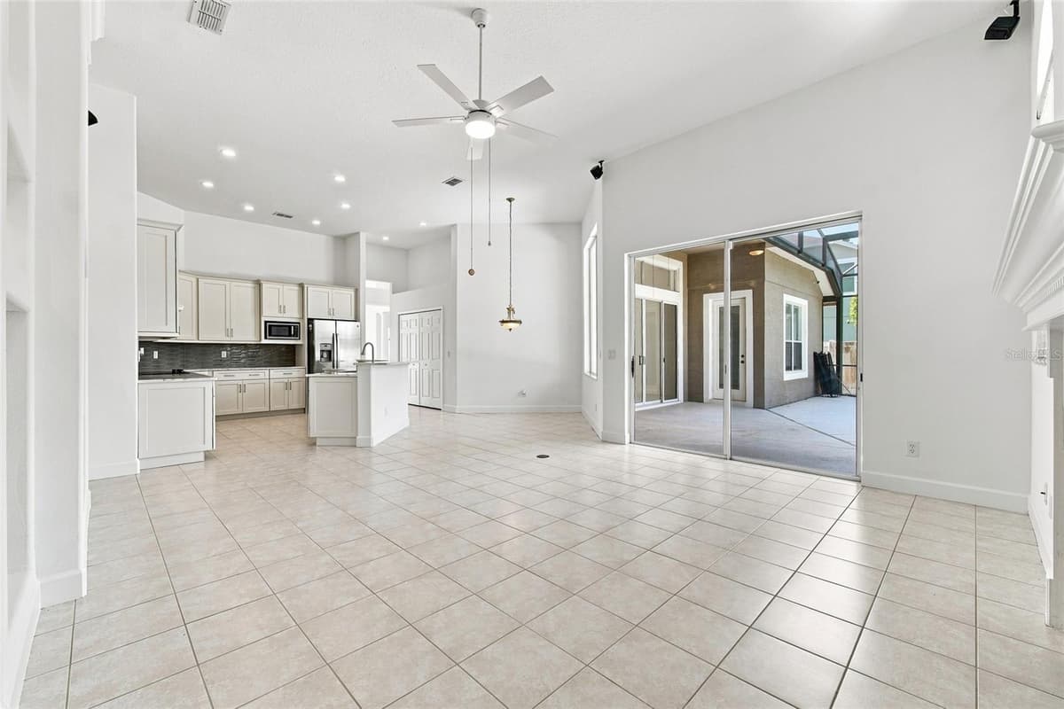 10008 CANOPY TREE COURT — photo 5 of 37