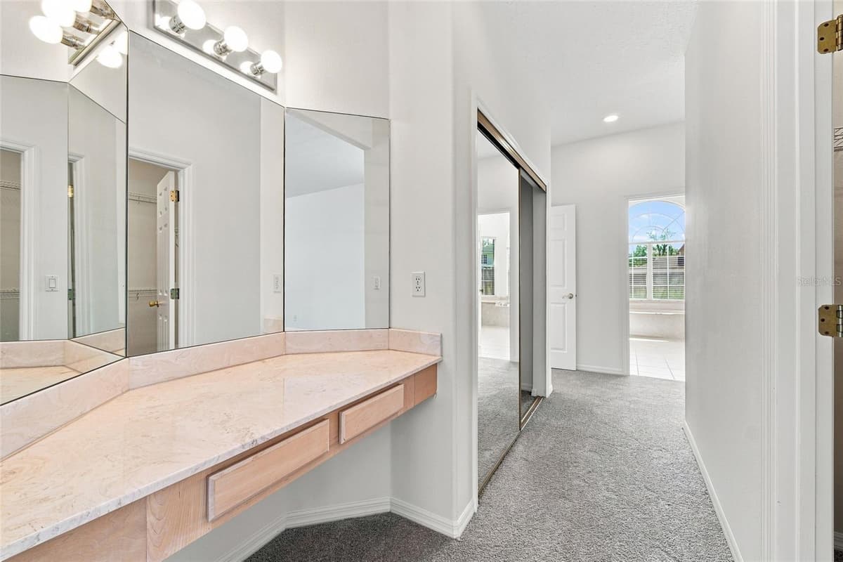 10008 CANOPY TREE COURT — photo 12 of 37